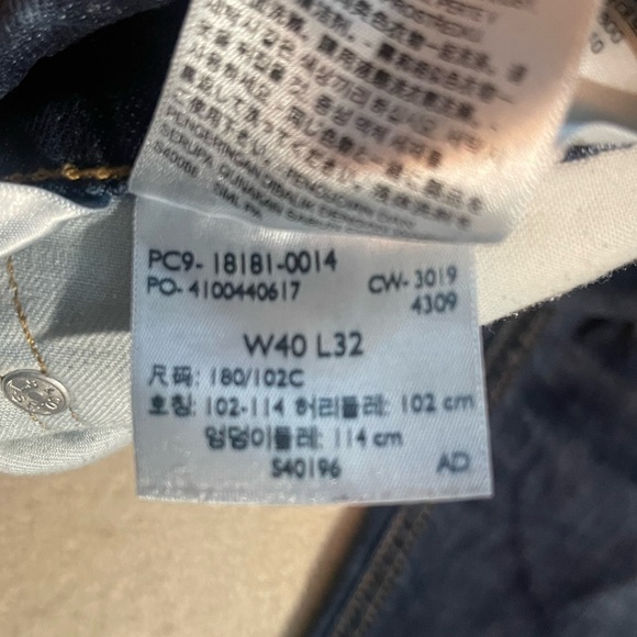 Levi Jeans 541 Size 40x32 - Picture 4 of 5